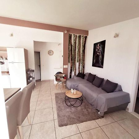 Apartman Simun Apartment พรีมอชเตน ภายนอก รูปภาพ